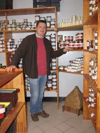 Pascal Valadeau a repris la conserverie de produits locaux il y a un peu plus d’un an Pascal Valadeau a repris la conserverie de produits locaux il y a un peu plus d’un an